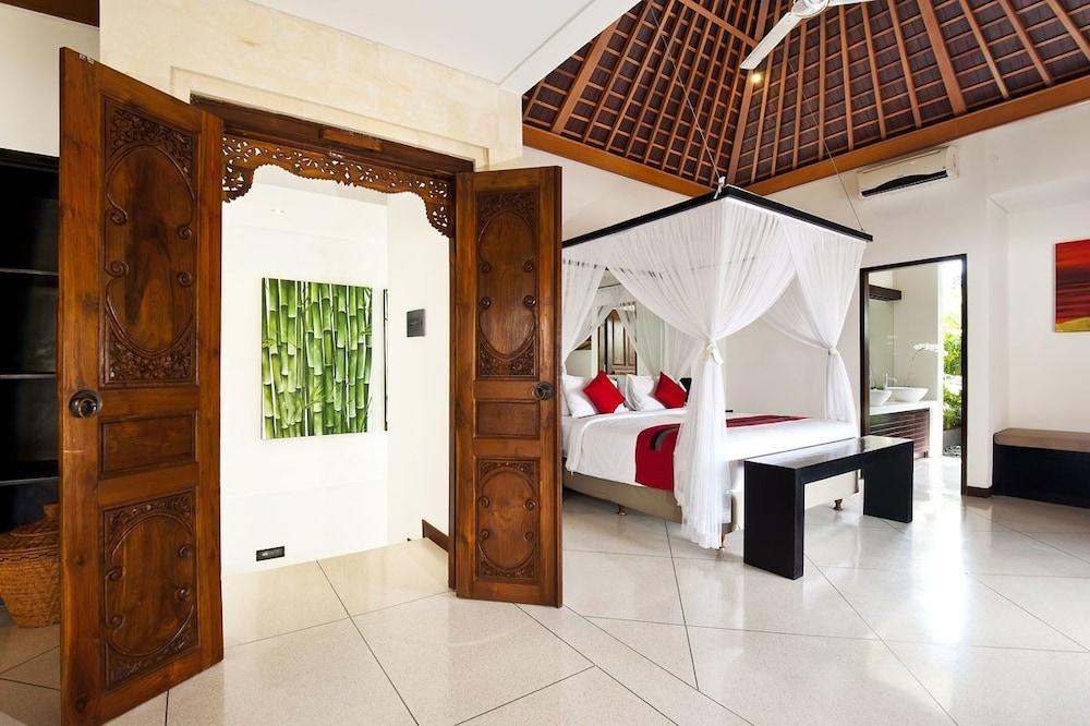 Villa Zanissa Seminyak Exteriör bild