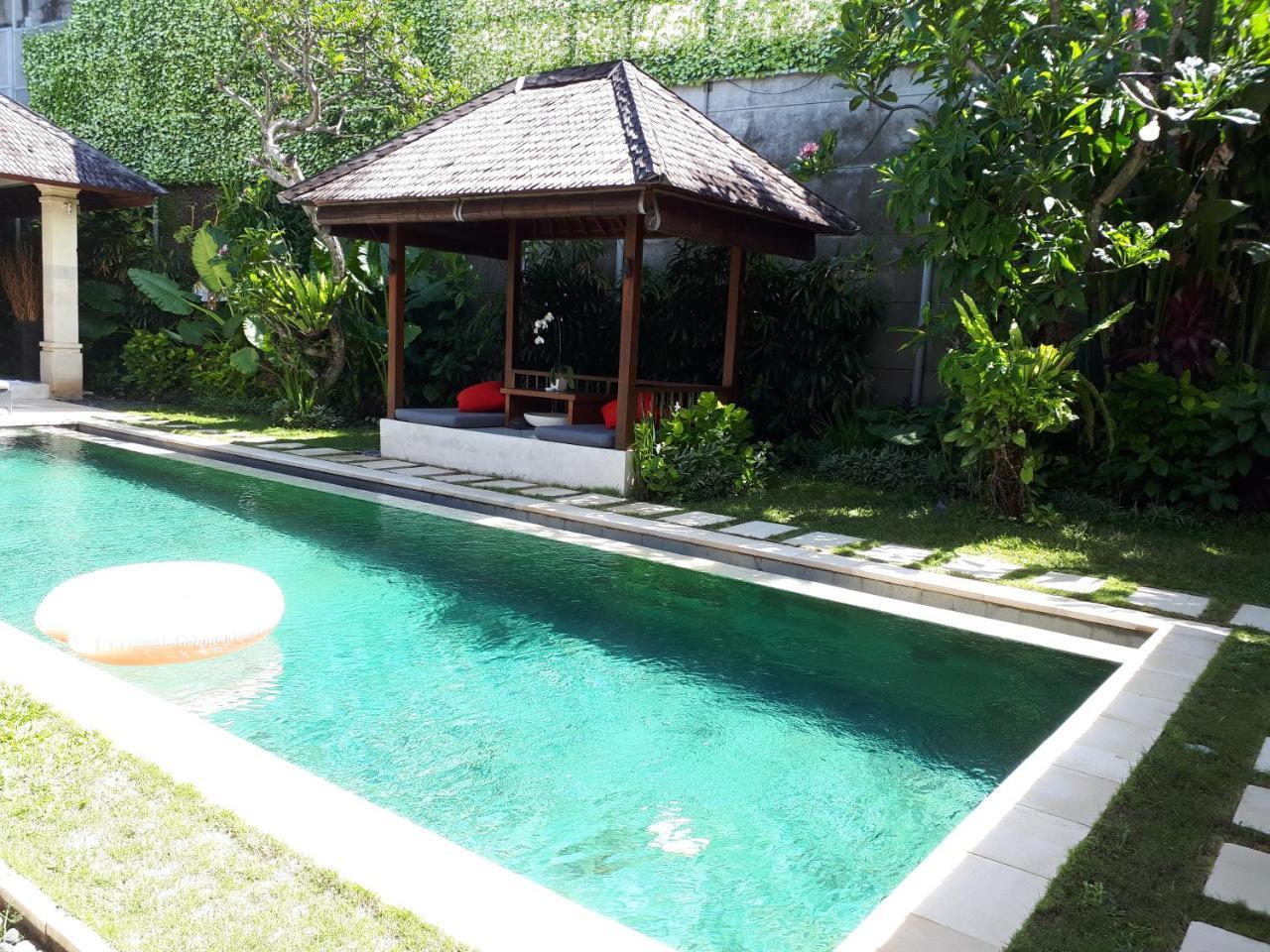 Villa Zanissa Seminyak Exteriör bild